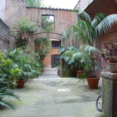 Palazzo Velli Suites Roma Exterior foto