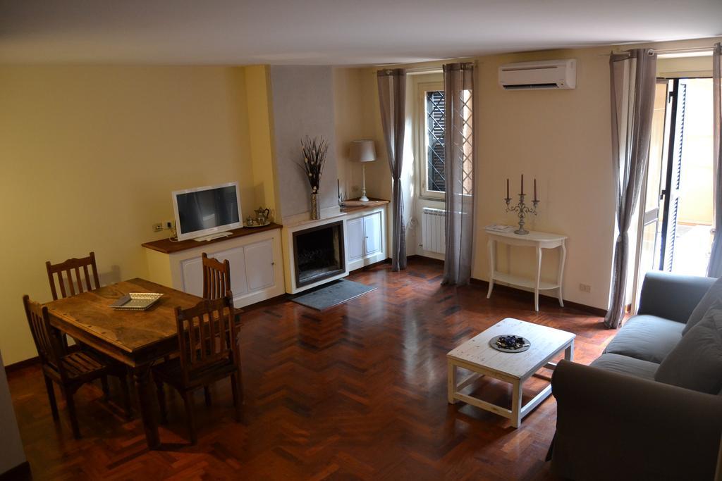 Palazzo Velli Suites Roma Cameră foto